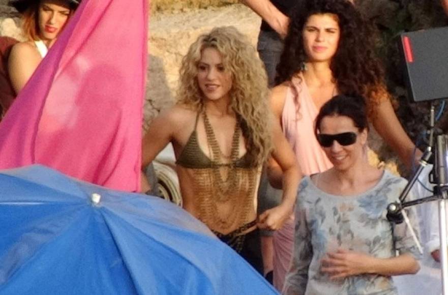 Mientras se preparaba para grabar el comercial, Shakira se sentía muy segura de sí misma.