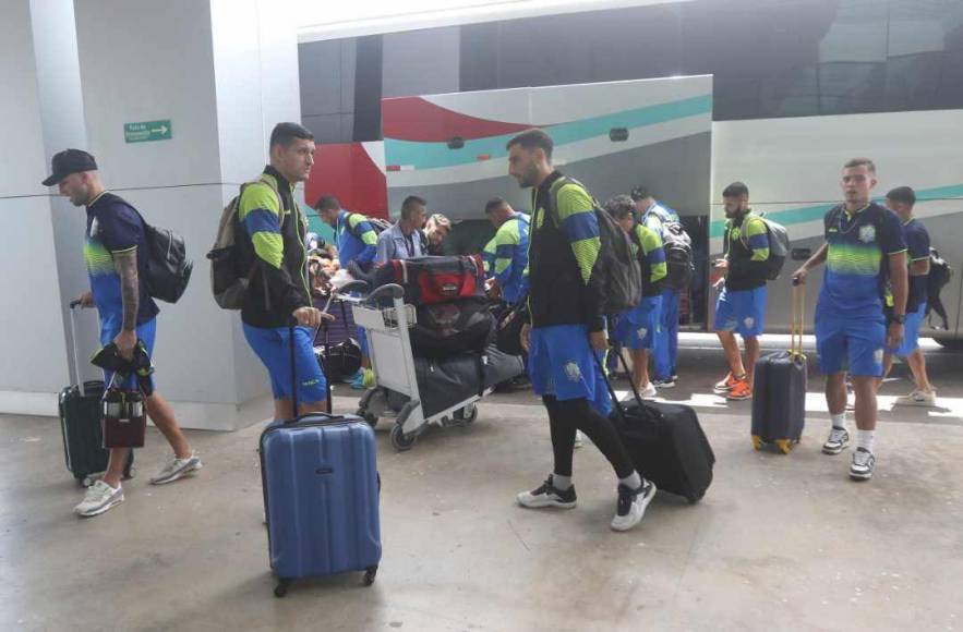 La fase de grupos de la Copa Centroamericana de Concacaf inició el martes 1 de agosto y culminará el 31 del mismo mes con la presencia de cuatro equipos hondureños.