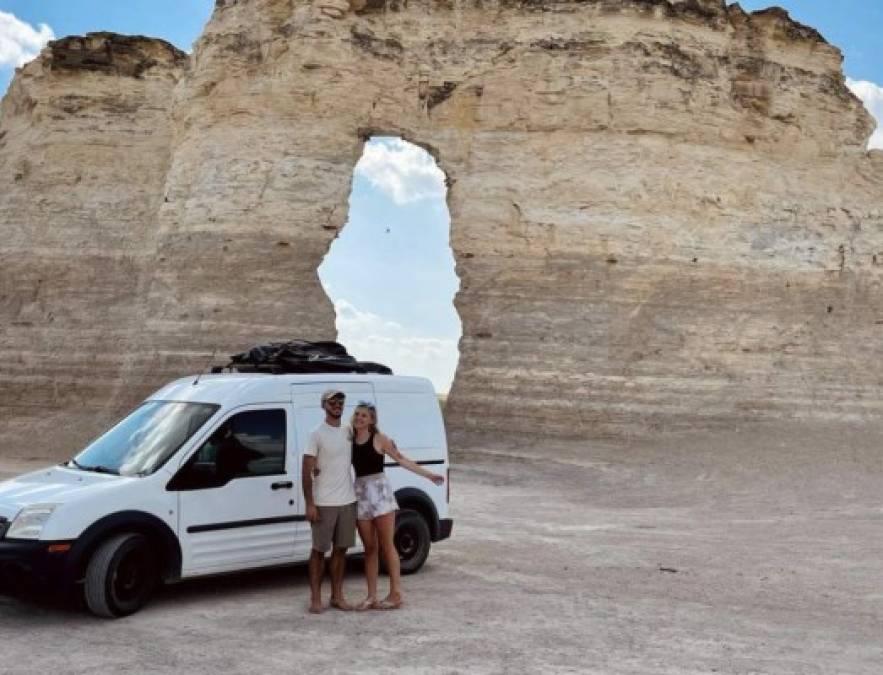 El paradero de Laundrie, que se comprometió el año pasado con Petito de 22 años de edad, se desconoce desde comienzos de la semana pasada.