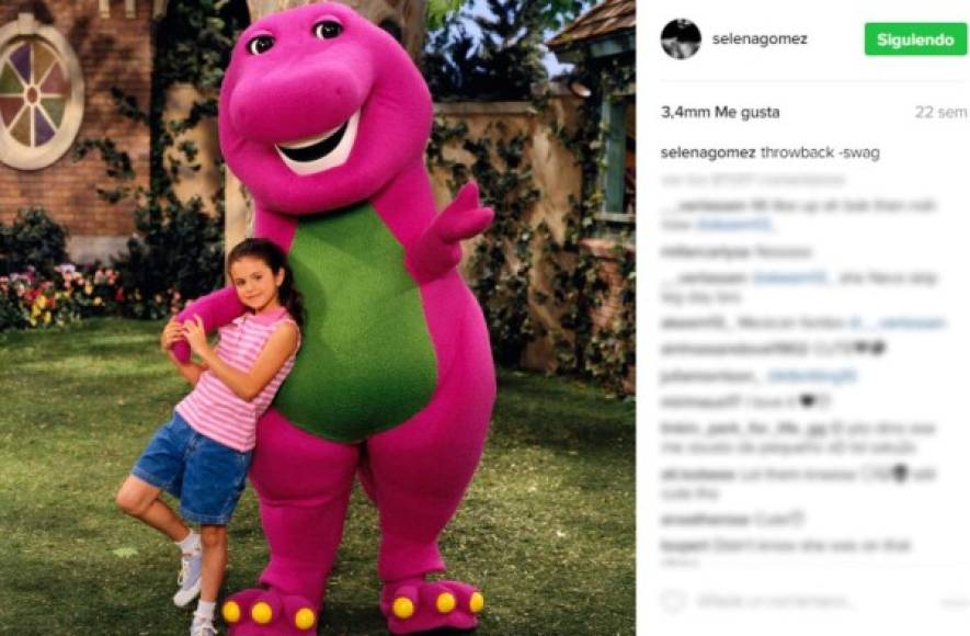 Una de las fotos consentidas de sus fans es este tierno throwback de cuando era niña y participaba en 'Barney y sus amigos'. Foto: Selena Gomez Instagram