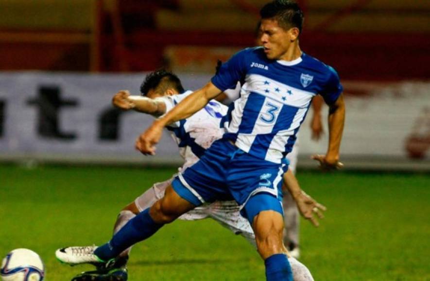 El zaguero Jonathan Paz de la Real Sociedad se metió a la lista para los Juegos Olímpicos.El técnico Héctor Castellón lo hizo debutar de manera profesional el 14 de agosto de 2013. Ha logrado conseguir ser subcampeón de la Liga Nacional de Honduras en dos ocasiones, Apertura 2013 y Apertura 2014.