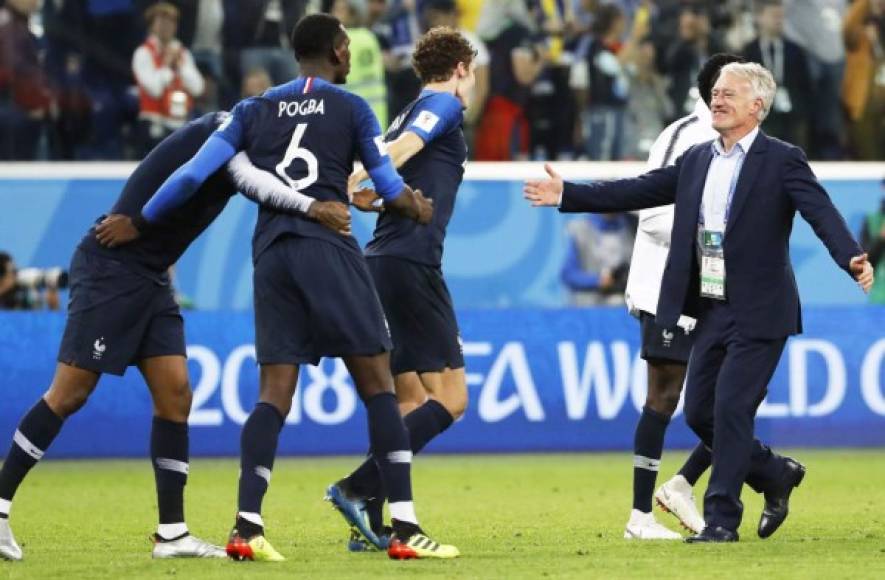 Tras el pitazo final, la plantilla de Francia celebró por todo lo alto el pase a la final del Mundial de Rusia.