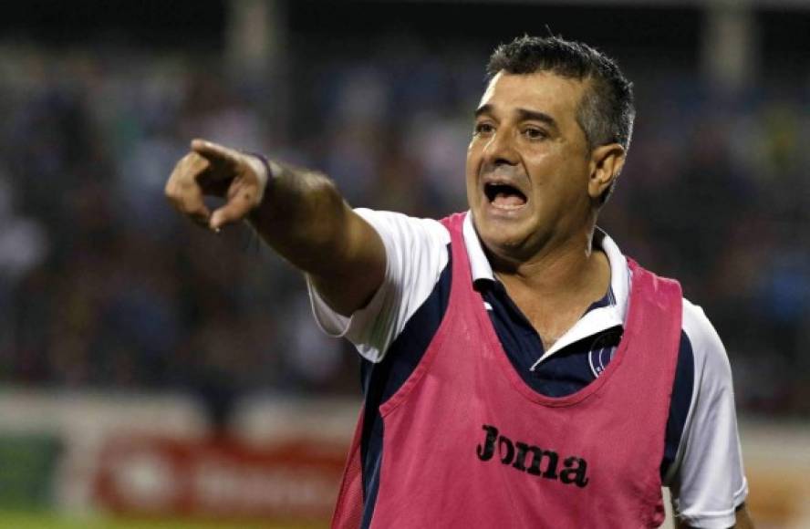El entrenador argentino Diego Vázquez se ha perfilado en los últimos días como un candidado para dirigir a la Selección de Honduras. La Fenafuth ha tomado en cuenta su gran labor con el Motagua.