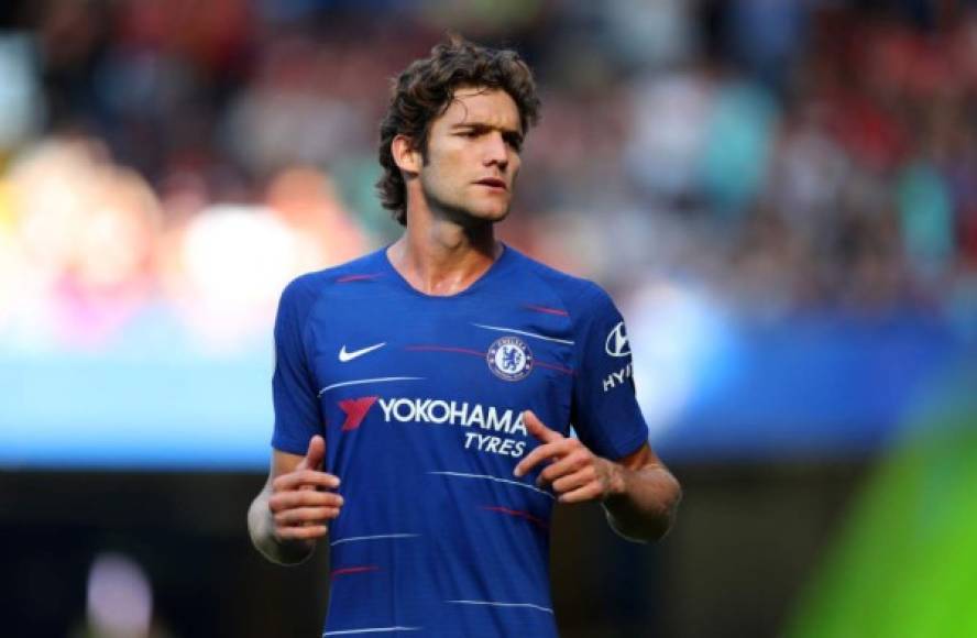 <br/>Marcos Alonso podría dejar el Chelsea en este mercado de invierno, según The Telegraph. El club inglés no descarta la salida del español, con contrato hasta 2023, y el Inter de Milán es uno de los equipos que ya ha mostrado interés por hacerse con el lateral izquierdo.