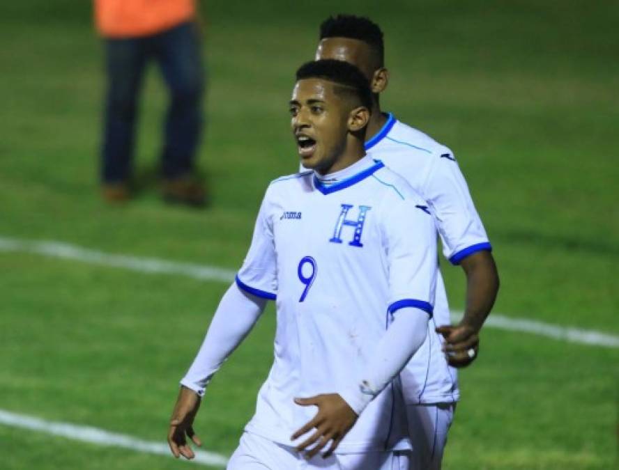 Antony Lozano: Sería el delantero de área de Honduras ante Chile, el jugador del Girona de la primera de España anotó el gol del triunfo frente a Panamá.