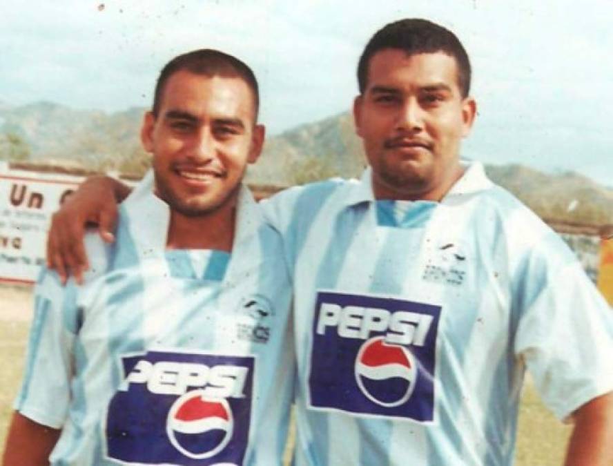 Los Gallegos - Erick y Gustavo formaron parte del Real España. 'El más técnico era Erick, yo era el regañón de los dos, pero gracias a Real España nos pudimos dar a conocer', dice Gustavo. Los hermanos Gallegos también jugaron en el Broncos (foto).