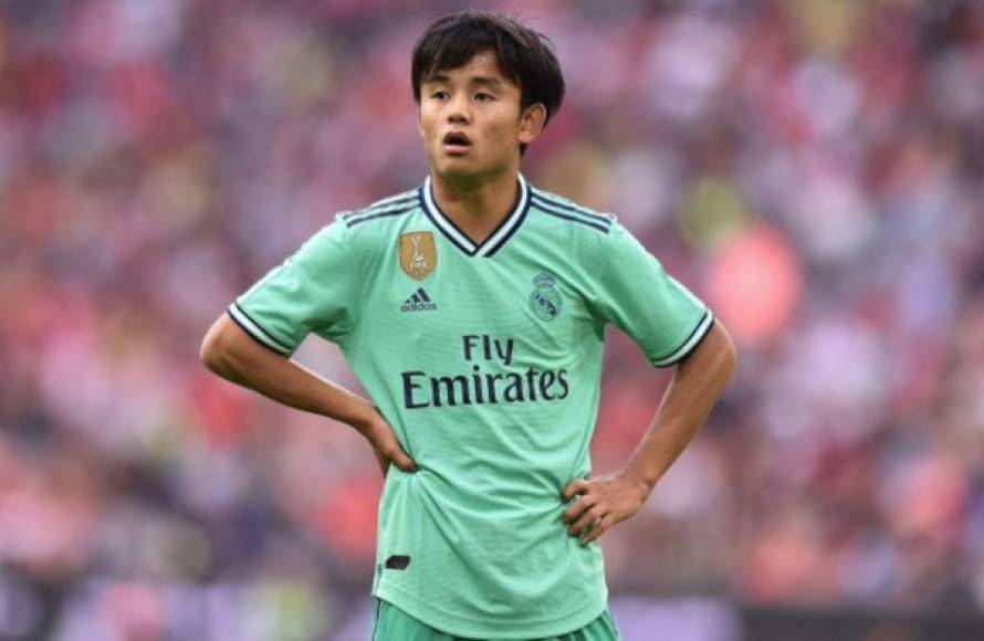 Takefusa Kubo: Según informa El Chiringuito, el centrocampista japonés dejará al Real Madrid y se irá cedido a préstamo al Valladolid de España.