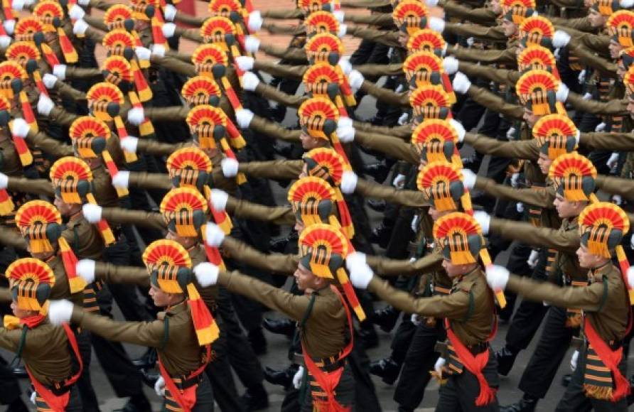 El Gobierno de la India llevó a cabo los ensayos para la celebración del Día de la República que incluirán un desfile con carrozas y la exhibición de las fuerzas militares.
