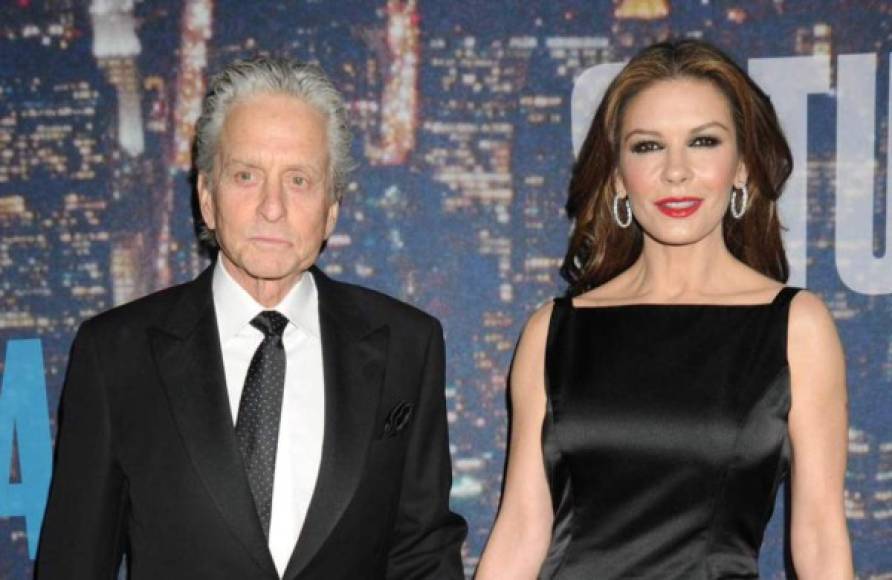 Una de las parejas más estables del espectáculo, Michael Douglas tiene 72 años y Catherine Zeta-Jones 47, una diferencia de 25 años.