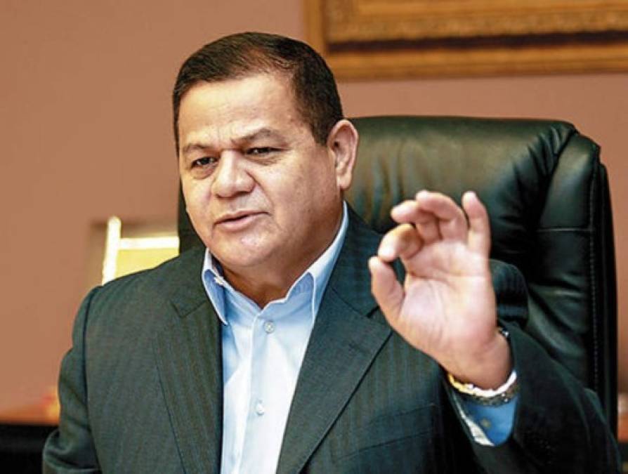 Romeo Vásquez Velásquez - Alianza Patriótica - El exgeneral del Ejército de Honduras ha competido en 2013 y 2017 por convertirse en el presidente de la República. Lo intentará una tercera ocasión en ese partido.