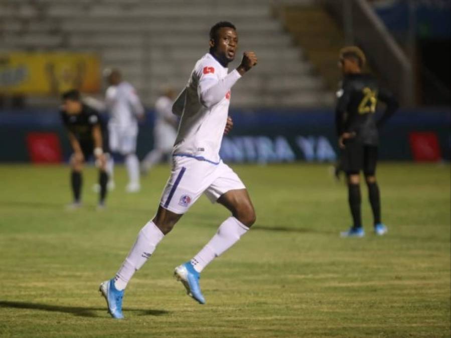 El colombiano Yustin Arboleda abrió el camino de la victoria del Olimpia ante Honduras Progreso marcando el 1-0. Este fue su festejo. Foto Johny Magallanes<br/><br/>