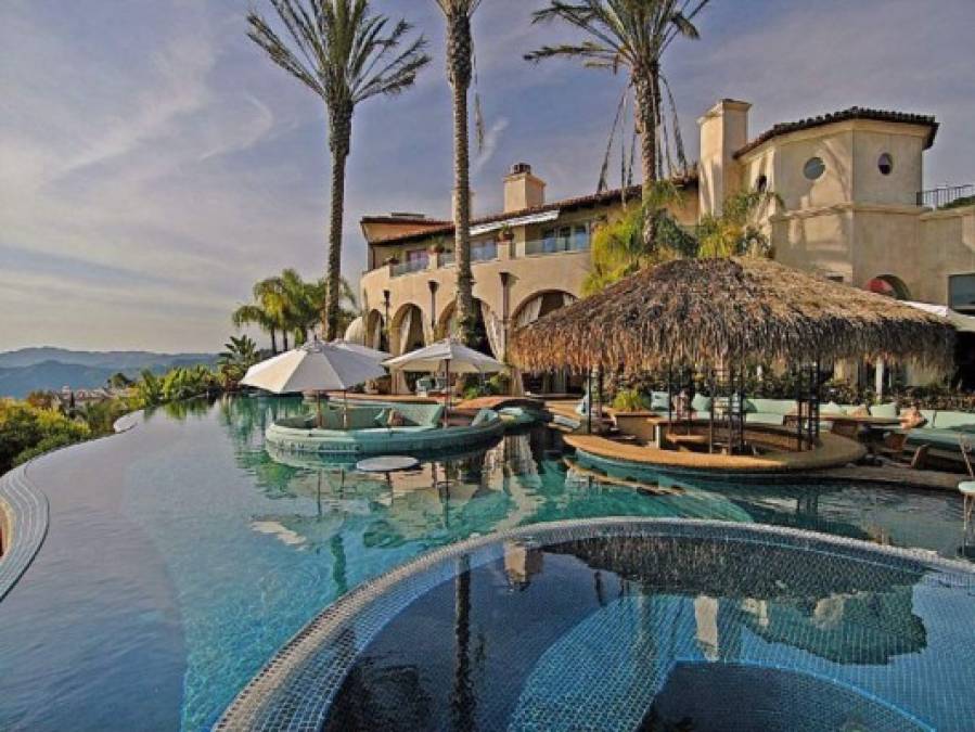 Chris Bosh posse una villa en Los Ángeles de 11 millones de dólares. Una belleza.