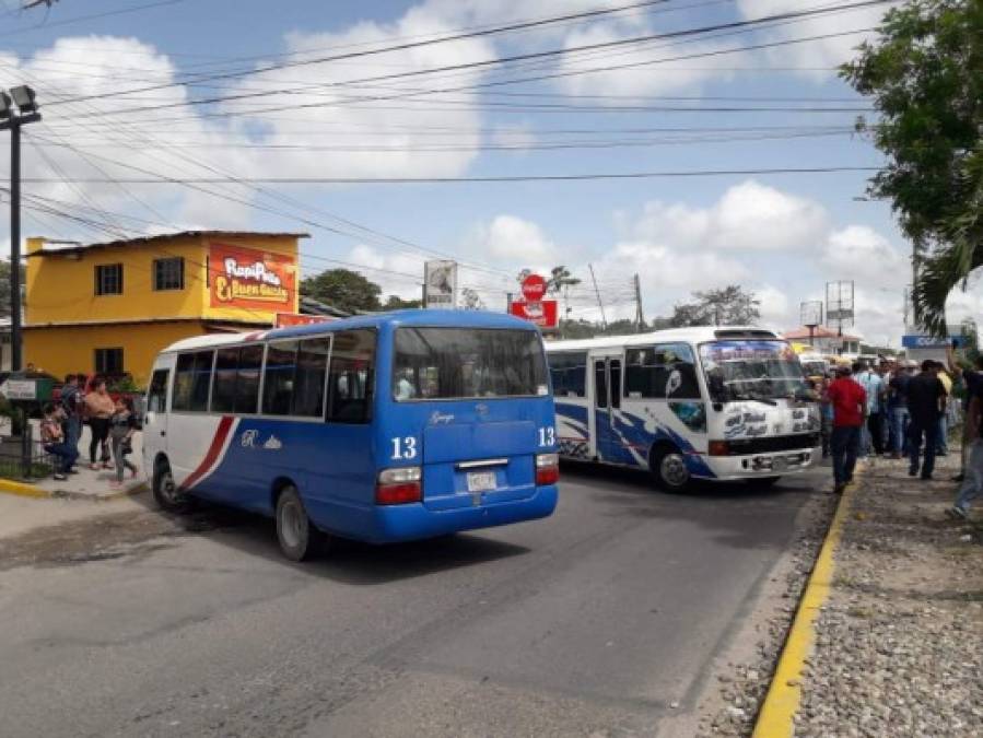 Tomada la carretera internacional CA-4 en Tegucigalpa.