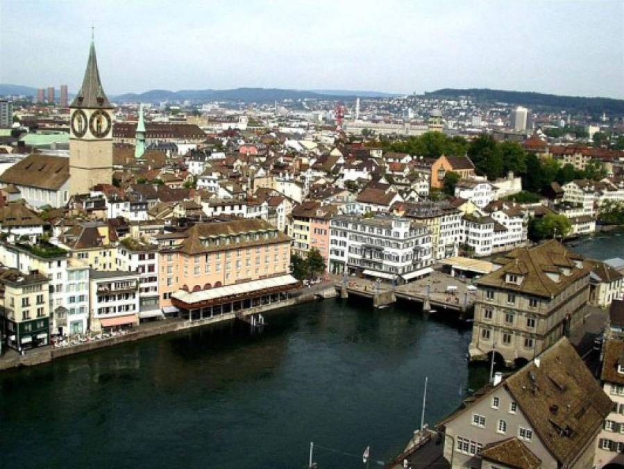3. Zurich, Suiza. Según el ranking formulado por la Unidad de Inteligencia Económica por tercer año consecutivo, Zurich ocupa el tercer lugar de las ciudades más caras.