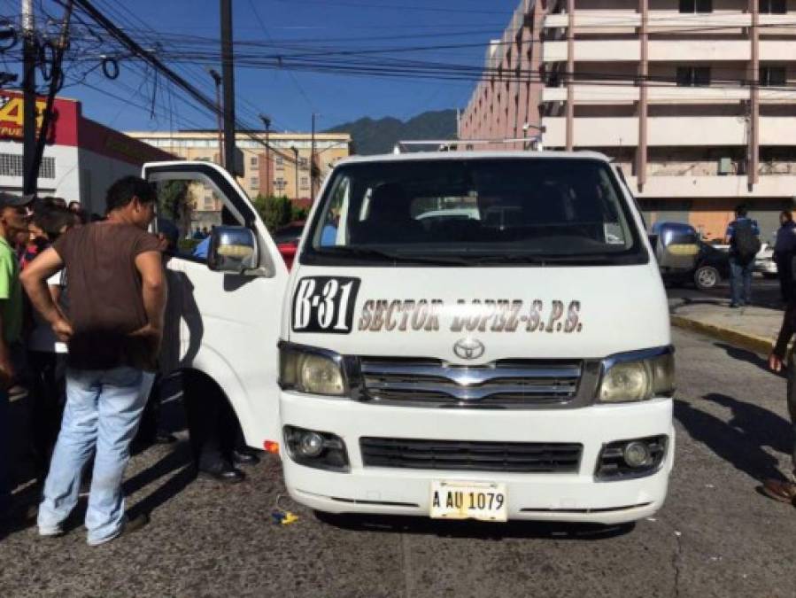 Un microbús rapidito del sector López fue tiroteado en la mañana de este jueves en la 6 calle y tercera avenida del barrio Guamilito de San Pedro Sula. La víctima fue identificada como Javier Flores (29).