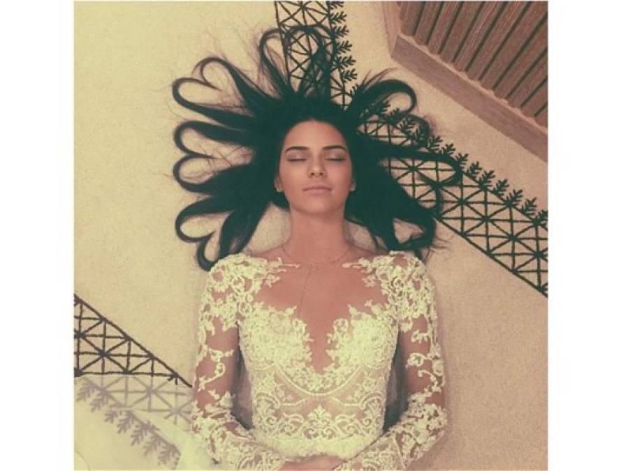 Kendall Jenner compartió la foto más popular de Instagram de 2015 con 3,2 millones de me gusta.