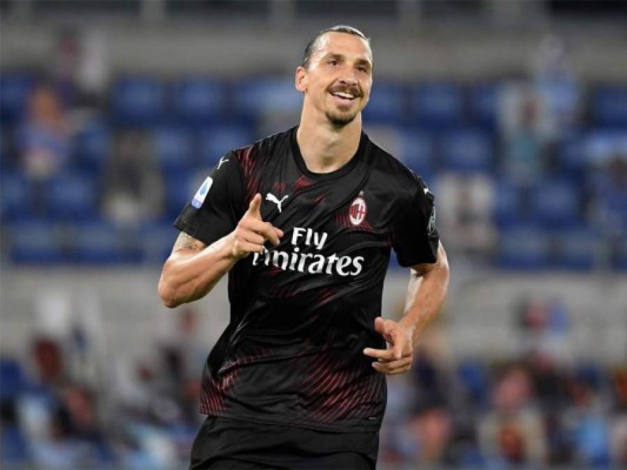 El AC Milan ha convencido a Zlatan Ibrahimovic de quedarse en San Siro. Según adelanta La Gazzetta dello Sport, el sueco de 38 años prolongará su vinculación el rossonero por una temporada y será la pieza sobre la que gire el próximo proyecto del club.<br/><br/>Ibra parece haber aceptado las condiciones ofrecidas por el combinado lombardo, de manera que percibirá alrededor de 4 millones de euros anuales. El rotativo destaca el papel que el técnico Stefano Pioli ha tenido para convencer al ariete.