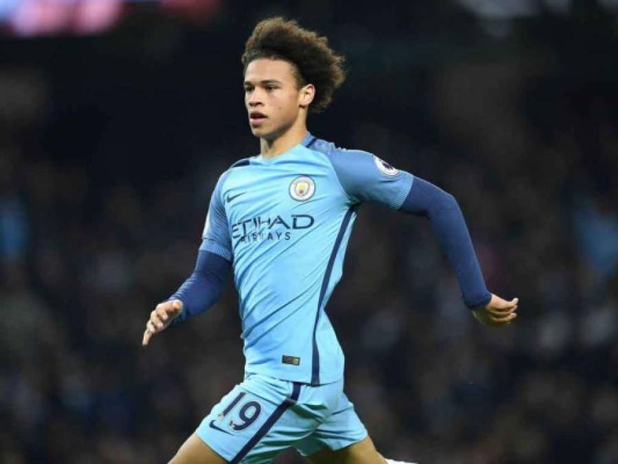 El Bayern Múnich no se rinde por Leroy Sané. Los alemanes continúan negociando con el Manchester City el fichaje del extremo, pero van un poco más allá.