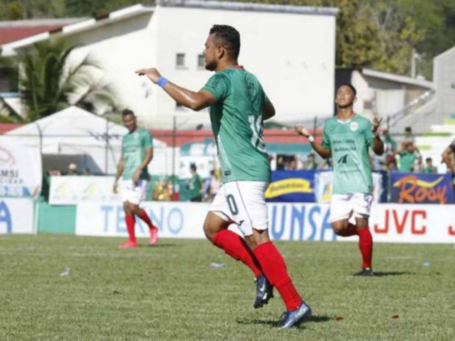 En el Marathón confían en poder llegar a un acuerdo para que Mario Martínez sigue en el club verdolaga: 'Hablamos y le dijimos nuestro interés para que siga, esperamos esta semana volver a platicar para que pueda seguir con el equipo', dijo Rolin Peña en el programa Fútbol y Pasión.