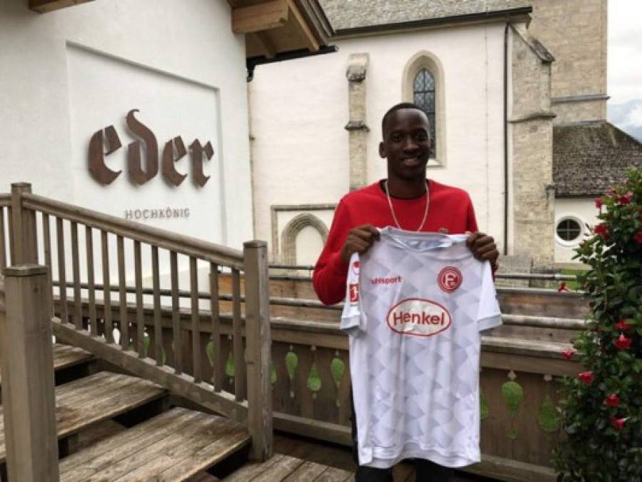 El Fortuna Düsseldorf da la bienvenida a Dodi Lukebakio, extremo belga de 20 años cedido por el Watford.