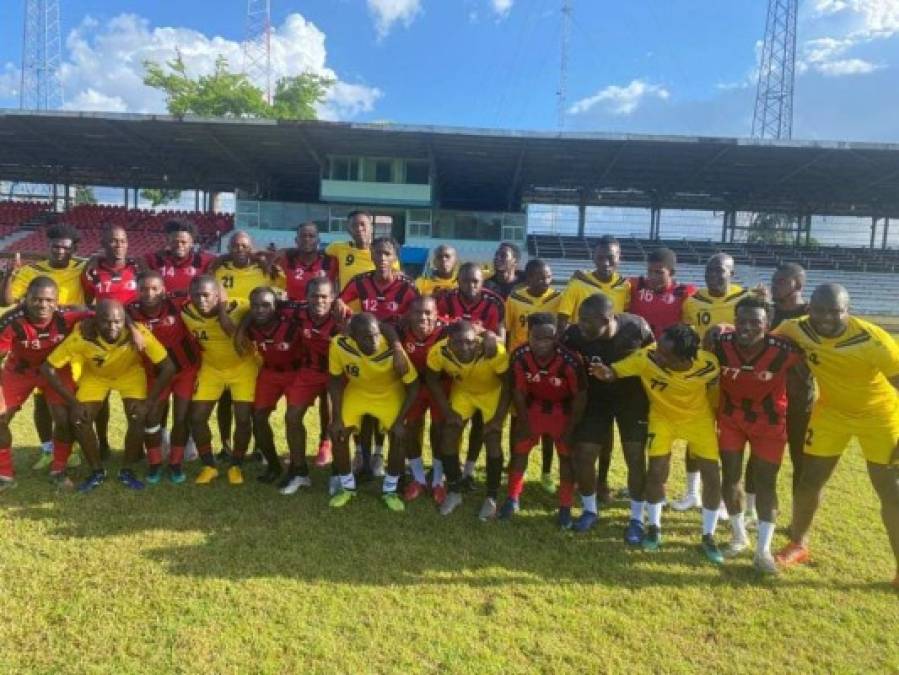 El Inter Moengotapoe apenas cuenta con 29 años de existencia; del 2006 al 2021 ha ganado 10 de los 14 torneos disputados en Surinam.