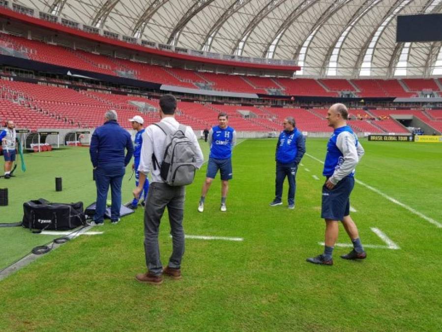 El seleccionador de Honduras, Fabián Coito, ya preparó el equipo que enfrentará a la Seleção y habrán varios cambios respecto al equipo titular que jugó el amistoso contra Paraguay.