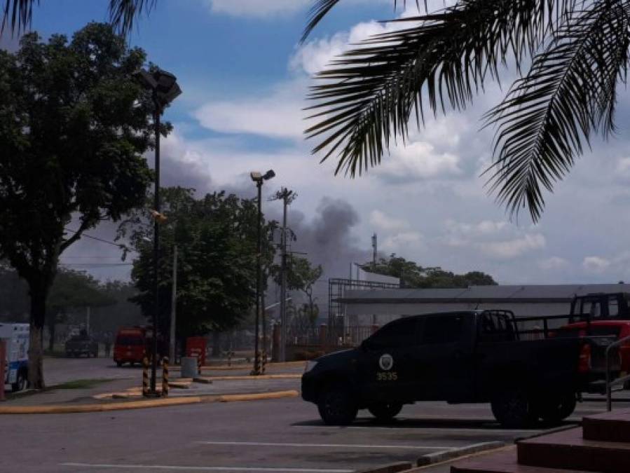 El operativo, que comenzó antes de las 6:00 am, trajo consigo el cierre de varias calles que dan acceso al recinto sampedrano.