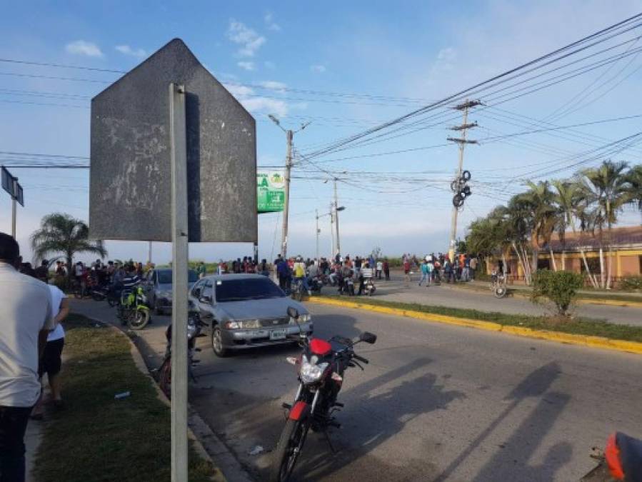 Salida hacia San Pedro Sula, en La Lima.