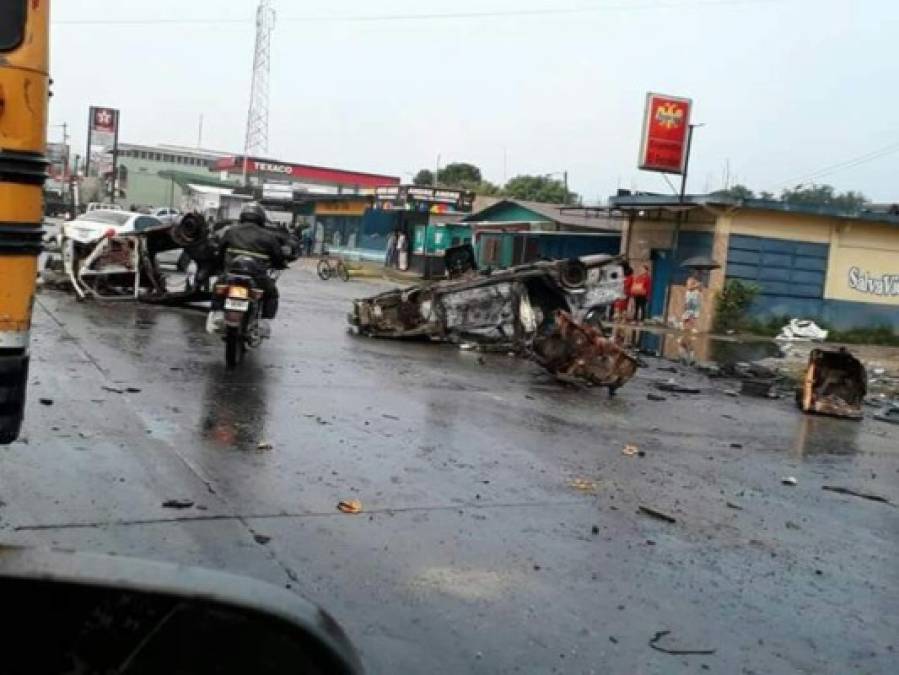 En San Pedro Sula, las carrocerías de vehículos abandonados obstaculizaban algunas calles.
