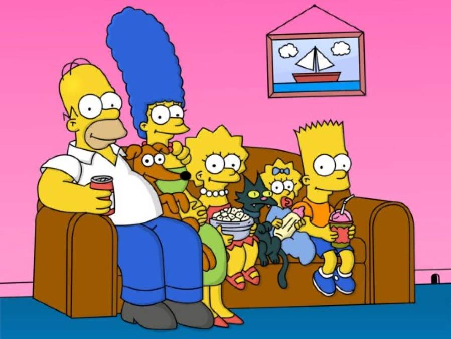 'Los Simpson', la serie creada por Matt Groening en 1987, se ha convertido en una de las producciones televisivas más largas de la historia. La ficción narra las aventuras de Homero, Marge, Bart, Lisa y Maggie, quienes forman la familia Simpson. Aunque es una de las más exitosas de todos los tiempos, y de hecho ya forma parte de la cultura popular, la serie de FOX ha recibido críticas por haber 'perdido' su magia. <br/>Este año se estrenó su temporada número 28.