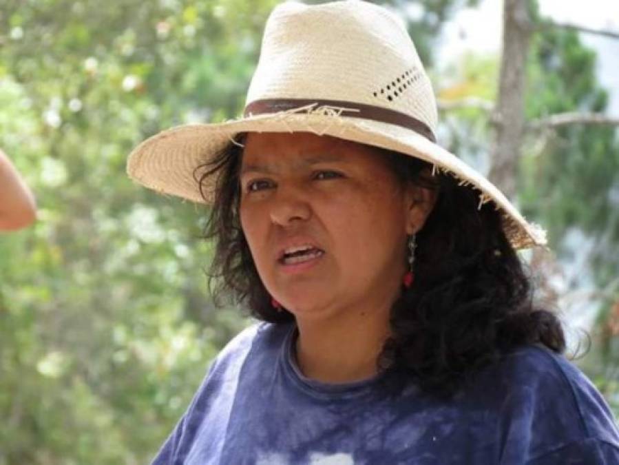 Berta Cáceres se oponía a la construcción de una represa hidroeléctrica en el río Gualcarque.