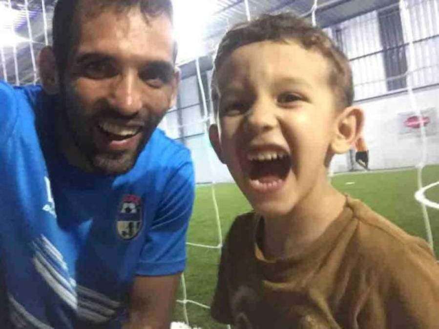 El hijo de Claudio Cardozo es hondureño, su nombre es Faustino.