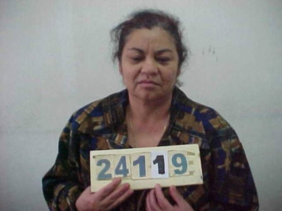 ROSA EUGENIA o SUYAPA PEÑA: En 2004 fue condenada a 80 años de cárcel. La mujer ejecutó tres asesinatos.
