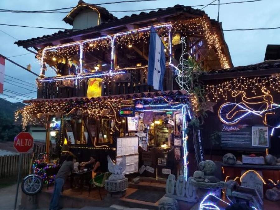 Hondureños y extranjeros afirman que es una experiencia inolvidable visitar el pueblo.