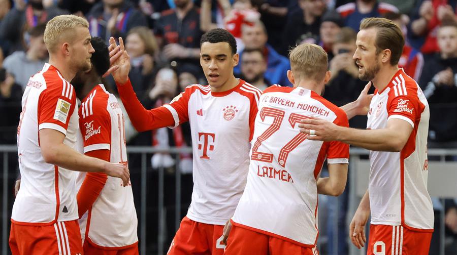 Bayern, liderado por Harry Kane, no tuvo piedad ante el Maguncia en la Bundesliga.