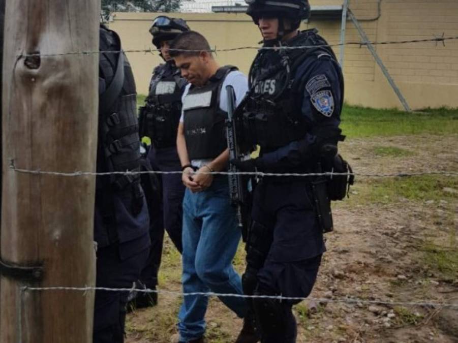 Fue llevado a la base aérea Héctor Armando Mejía, donde lo esperaba una aeronave federal de la DEA.