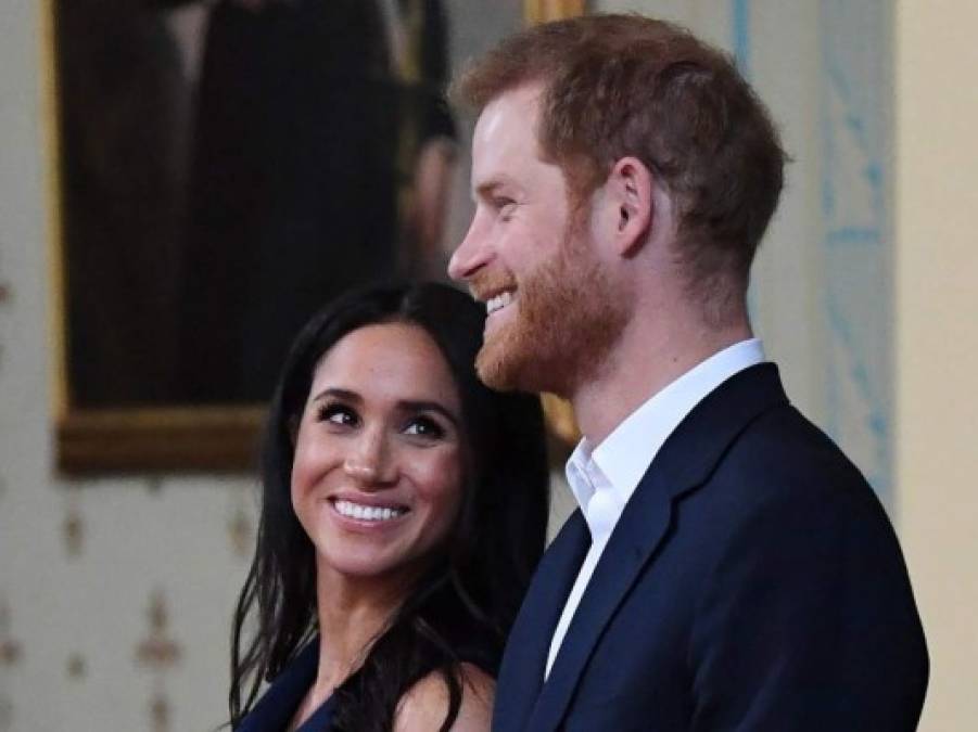 Los duques de Sussex llegaron a Melbourne este jueves 18 de octubre, donde miles de personas asistieron a ver a la pareja real en el tercer día de su gira por Australia.<br/><br/>