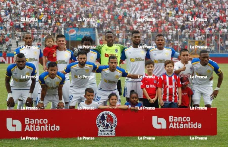 Este fue el 11 titular que mandó a la cancha Manuel Keosseián en Olimpia.