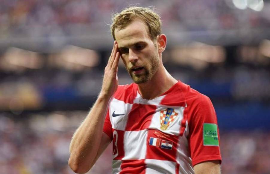 Estos futbolistas en plena coyuntura de la pandemia del COVID-19 están desempleados. En la imagen el croata Ivan Strinić, uno de los que no tiene club.