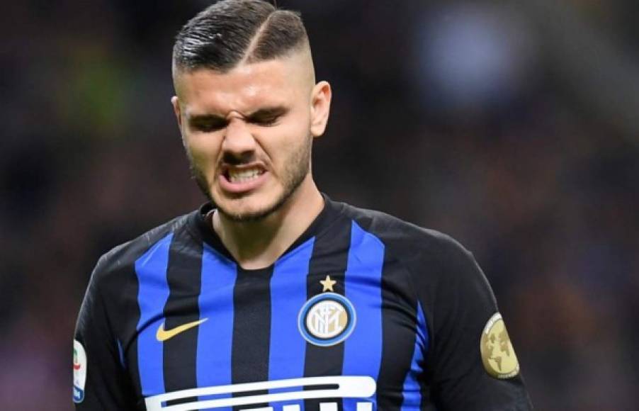 En el Inter ha advertido a Mauro Icardi que si se niega a abandonar el club este verano están dispuestos a dejarlo al margen durante los dos años restantes de su contrato.