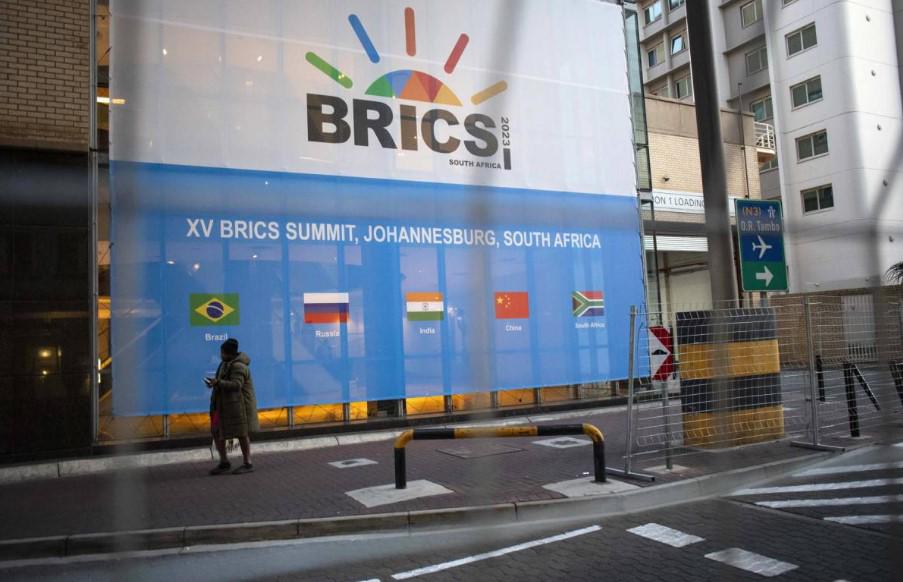 Contradicciones en el gobierno por ingreso del país al banco del Brics
