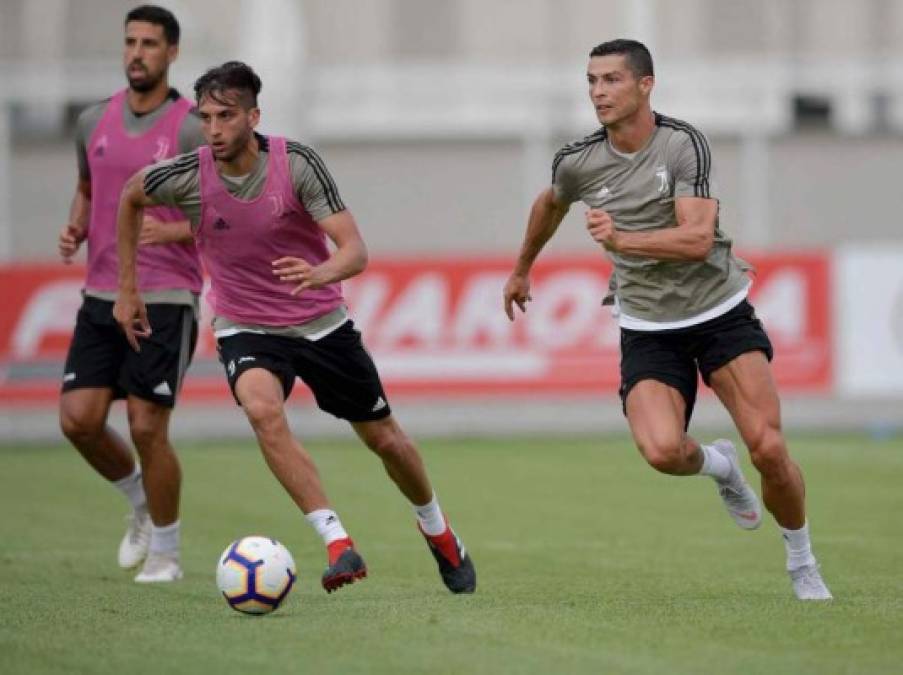 A muchos les sorprendió que Cristiano Ronaldo fallara un pase por lo que desató la burla de sus compañeros de la Juventus.