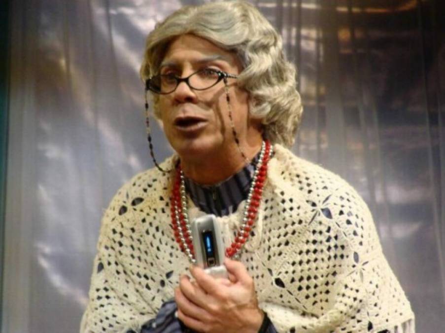 Adonis Losada era el actor que daba vida y personalidad a la divertida anciana que durante varios años mataba de risa a todo el público y televidentes del programa conducido por el presentador chileno 'Don Francisco'.