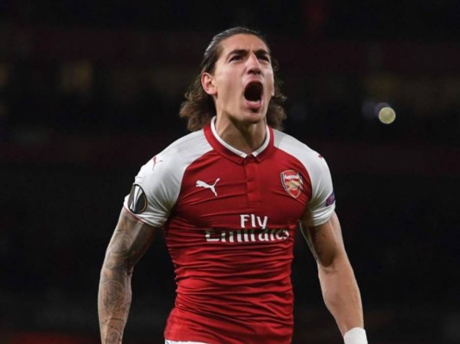 El Inter de Milán está rastreando el mercado y uno de los jugadores que más gusta a Antonio Conte es Héctor Bellerín, del Arsenal. Lo ve ideal para reforzar su lateral diestro aunque parece que no es el único equipo interesado en el jugador catalán.