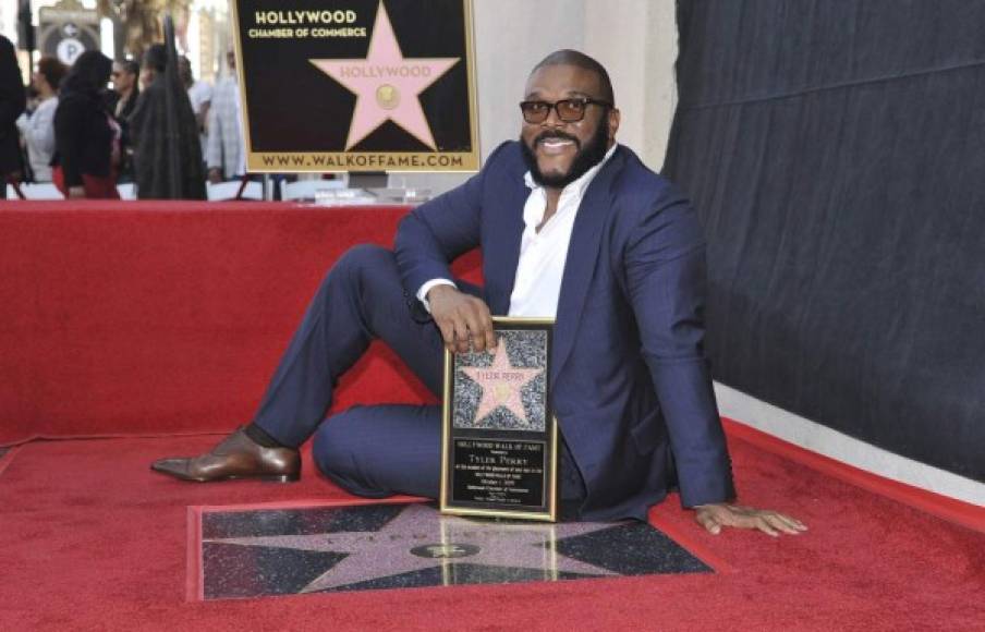 6. Tyler Perry (97 millones de dólares).