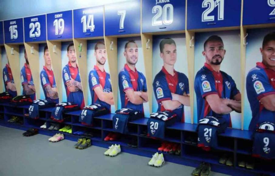 Estadio El Alcoraz fue el escenario deportivo del duelo entre Huesca vs Barcelona, recibían por primera vez la visita del club catalán.