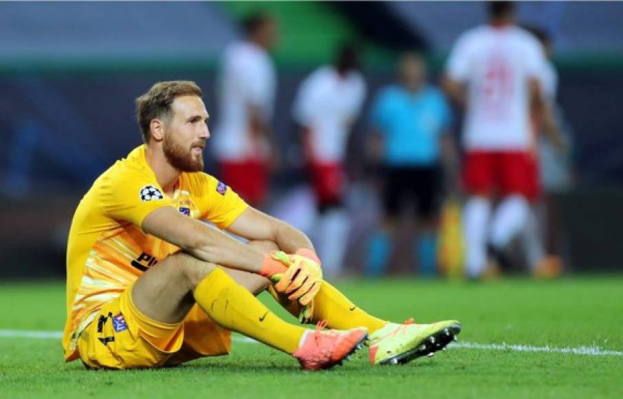 El portero esloveno Jan Oblak, incrédulo tras el segundo gol del RB Leipzig.