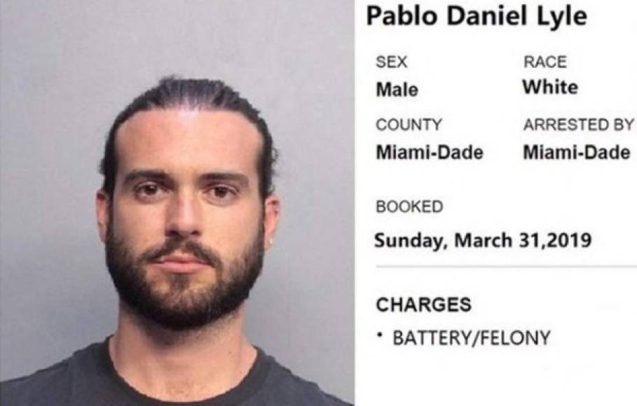 Según las autoridades Pablo Lyle golpeó al ahora fallecido cuando este quiso enfrentarlo por un malentendido vial en la carretera Dolphin Expressway de Miami.<br/><br/>Tras la golpiza el actor huyo del lugar de los hecho, pero fue detenido poco después en el aeropuerto de Miami.