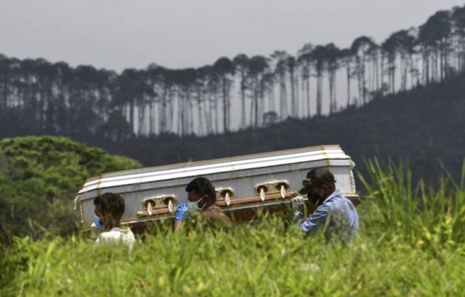 El 11 de marzo se reportaron los primeros dos casos de COVID-19 en Honduras, misma fecha en la que la Organización Mundial de la Salud declaró la enfermedad como una pandemia.