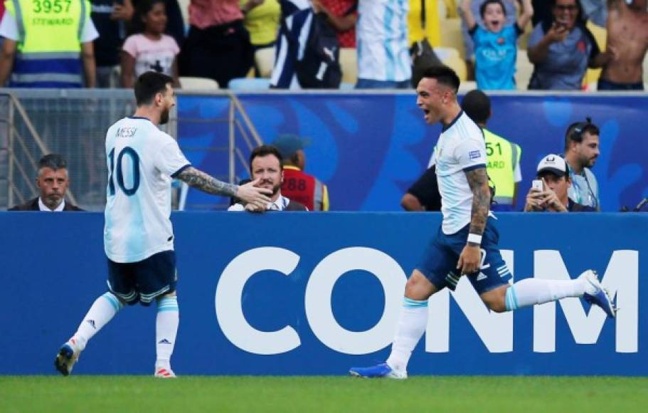 Bombazo. Según Radio La Red, el astro Lionel Messi le habría pedido al Barcelona el fichaje del argentino Lautaro Martínez, quien en su compañero en la selección de Argentina en la Copa América. Al parecer el club catalán estaría dando 112 millones de euros por el jugador que milita en el Inter de Italia.